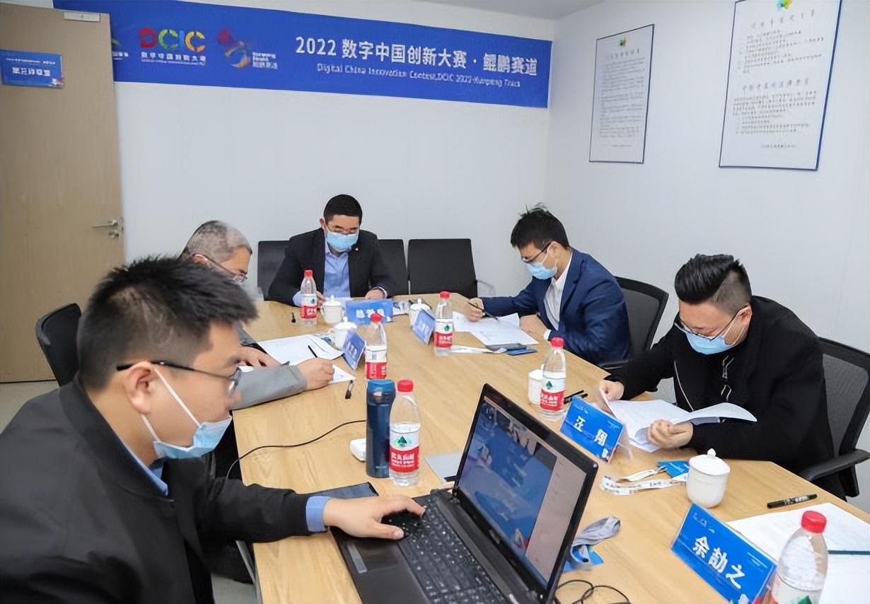 傾力建構(gòu)國產(chǎn)化數(shù)字生態(tài)新圖景 鯤鵬賽道這四年與福建軟件開發(fā)的崛起